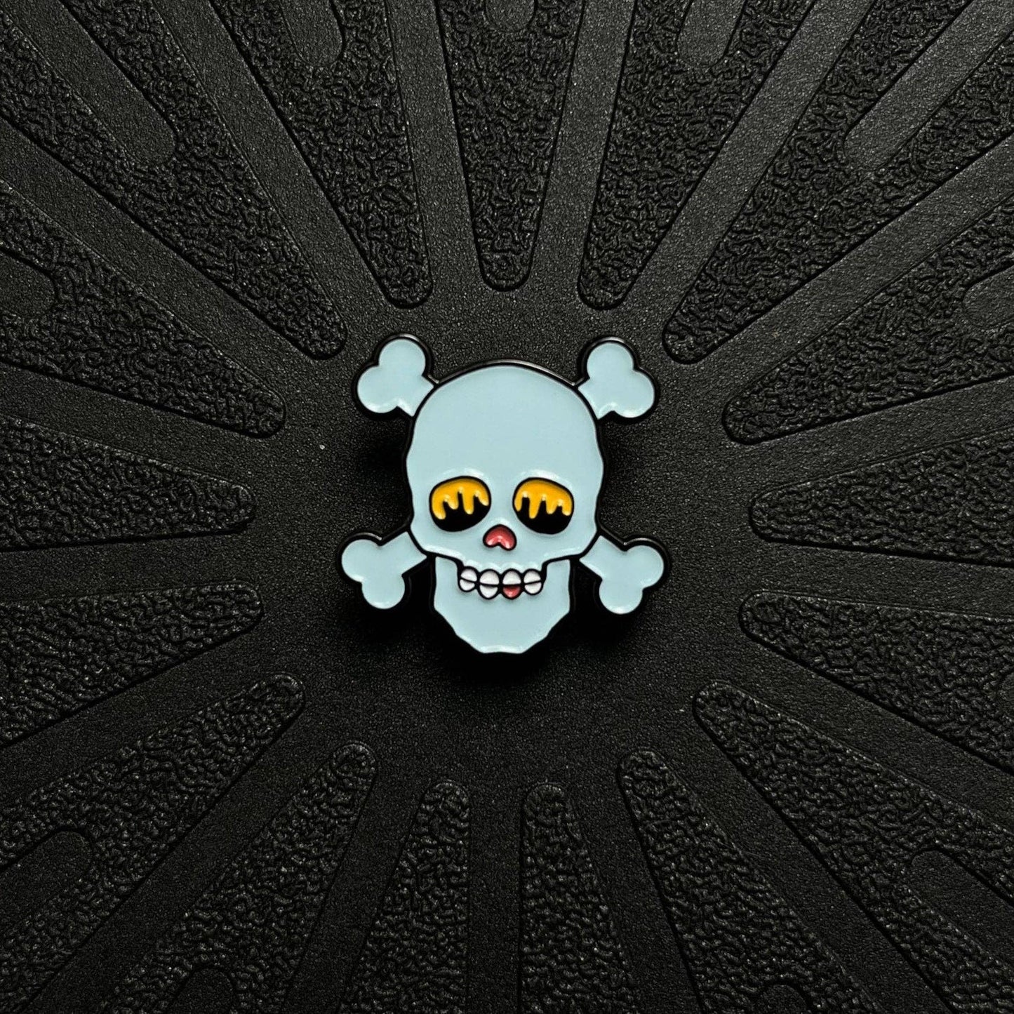 Skull Saddle Pad Pins: Blue