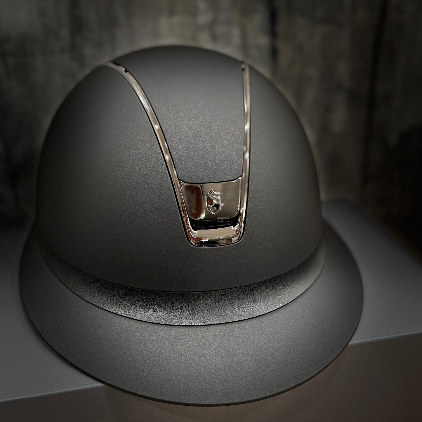 Helmet Miss V2 Matt - Matt - Black Chrome Rails & Blazon - Samshield Stock 2.0 - MSBC or MS2BC