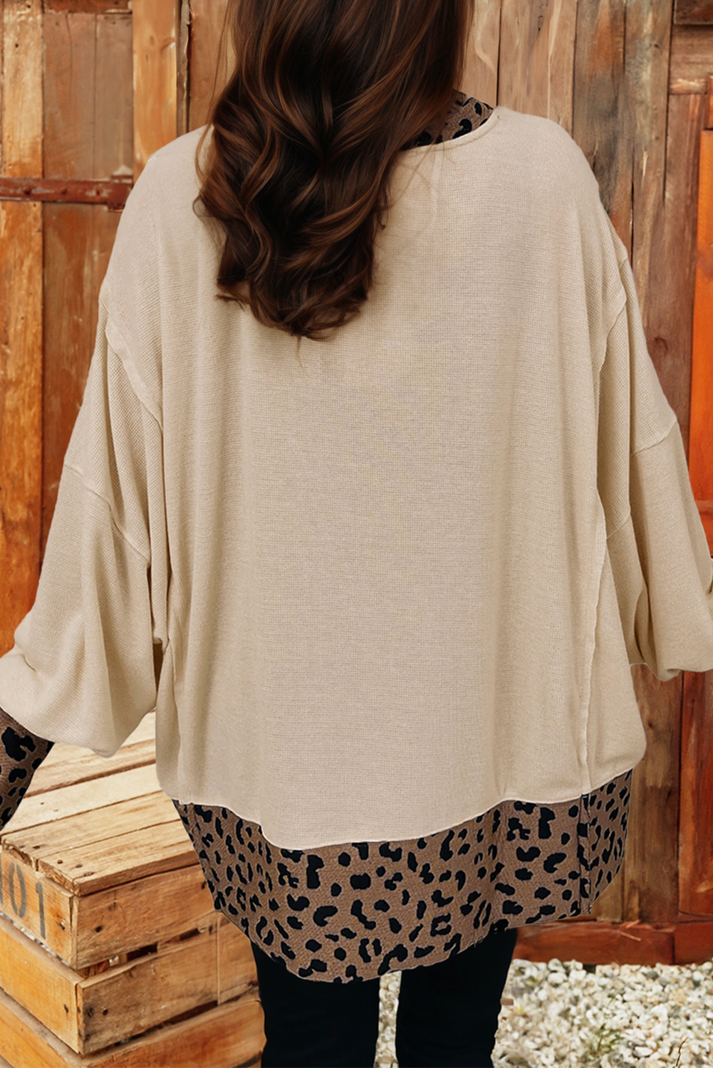 Western Leopard Star Patched Raw Seam Baggy Sweatshirt: Beige / M