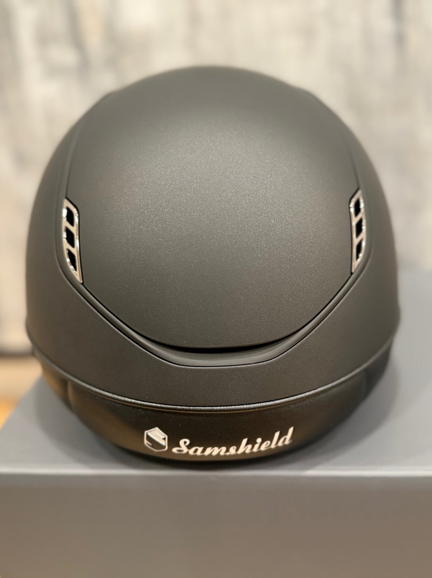 Helmet Miss V2 Matt - Matt - Matt Rails & Chrome Blazon - 5 Jet Hemitite Crystal - Darkline Black Shadowmatt- Samshield Custom 2.0 - MS2BC5