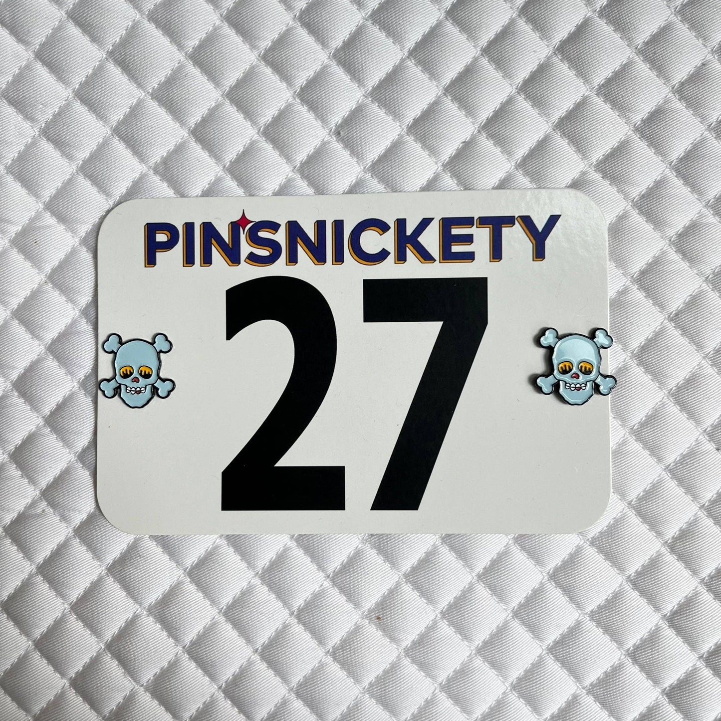 Skull Saddle Pad Pins: Blue