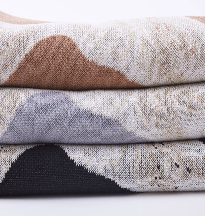 Thoroughbred Horse Knit Throw Blanket in Nero Black